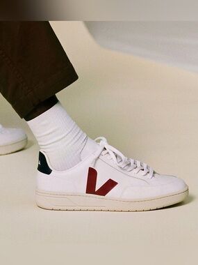 Veja V-12 Leather 'Extra White Marsala' Sneakers